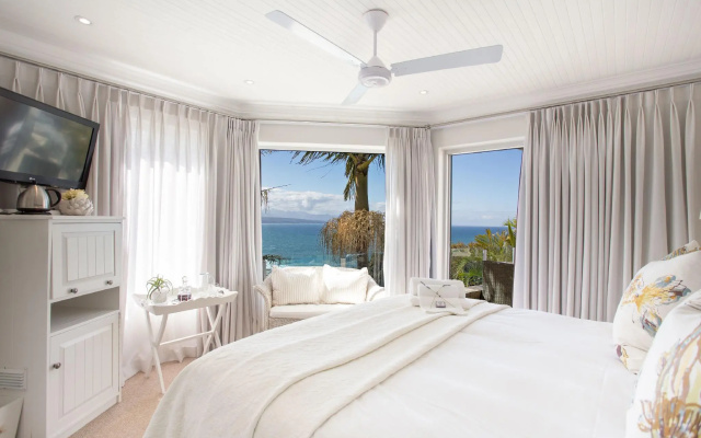 Ocean Watch Guest House - Image 2