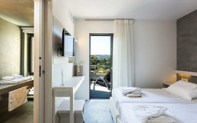 Elea Villas - Aspro & Blanche