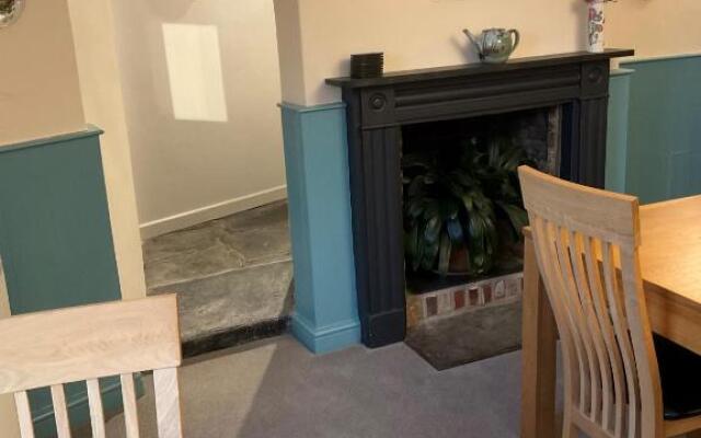 Stratton Gardens Guest House