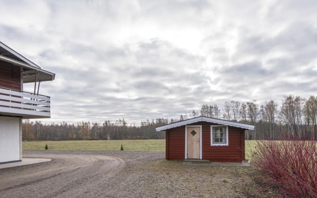 Tallbackens Gård & Vandrarhem - Hostel