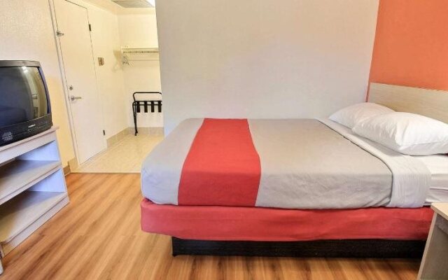 Motel 6 Williamsburg