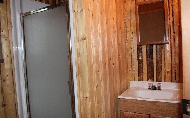 Minor Bay Lodge & Outposts