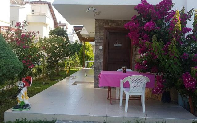 Triblex Villa I Private Beach I Walking Distance to the Sea 300 meters