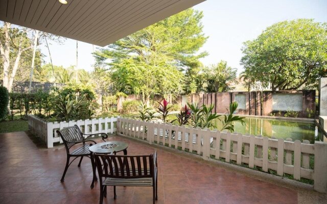 Thara Cholapruek Resort