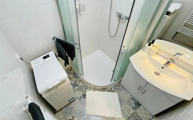 ZAROHEM 2 bedrooms APARTMENT in center with balcony