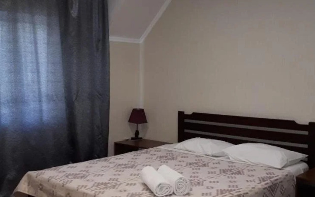 Hotel Yar