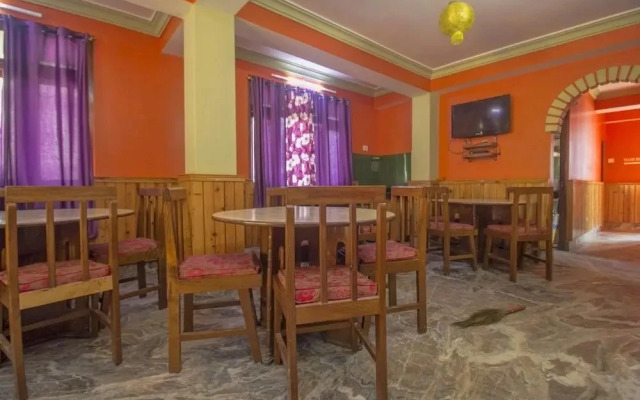 Hotel Chittiz by OYO Roooms