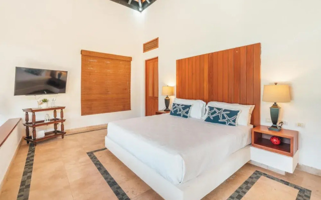 Tranquil Bungalow w Pool at Green Village Ca