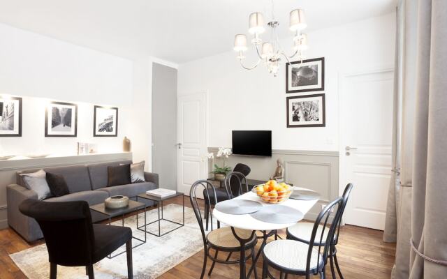 Luxury 2BR Gr-Boulevards I by Livinparis