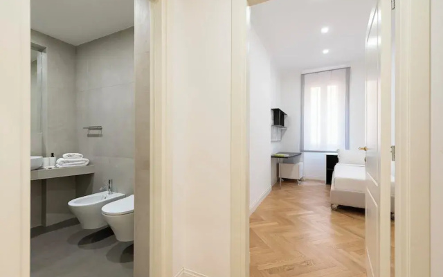 SJR Luxury Apartment Trevi Fountain