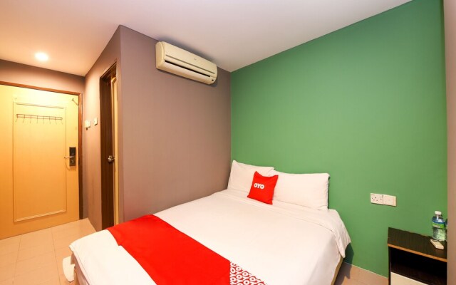 Oyo 89688 Alor Street Hotel