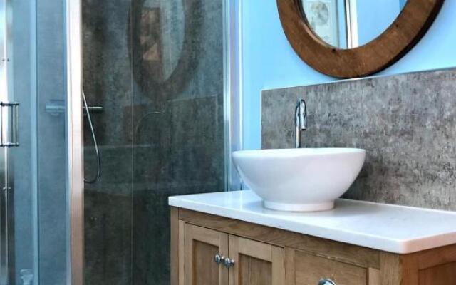 5 bedroom house with private pool, S Dordogne