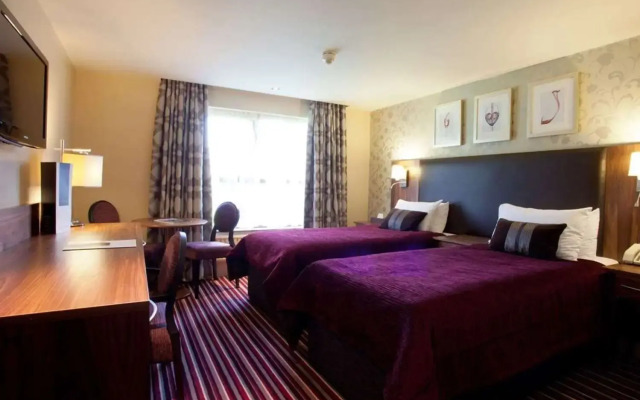 Gloucester Robinswood Hotel