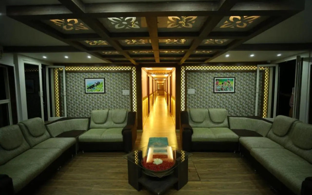 Casino Houseboats