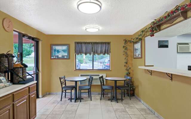 Super 8 by Wyndham Waynesburg