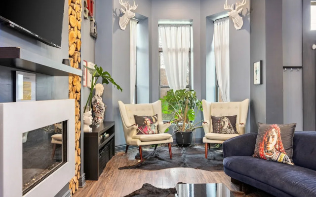Chicago Daily Rentals Hostel