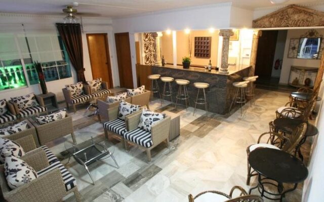 Hotel Kostas