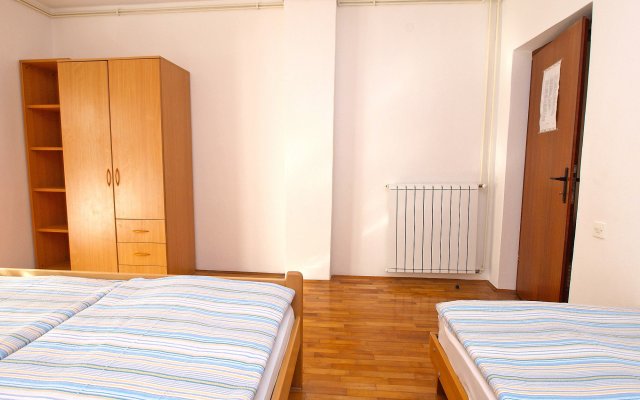 Apartments Dragica 929