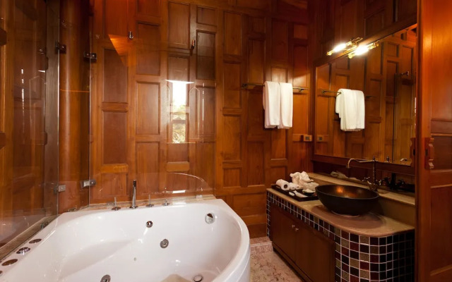 RK Riverside Resort And Spa