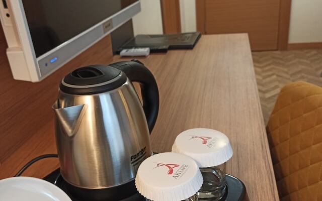 Ak Life Hotel & Suit