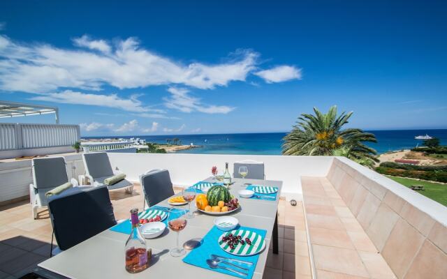 Sirena Bay Villa