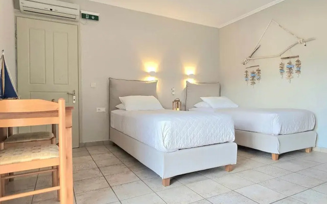 Lefkas Apt in Gaios With 1 Bedrooms and 1 Bathrooms