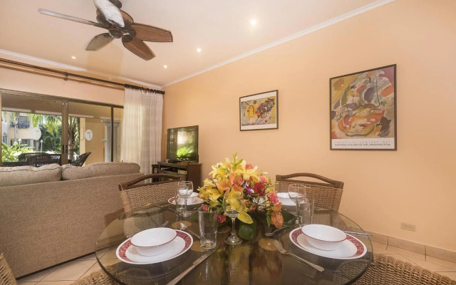 Sunrise 33- 3 Bedroom Poolside Condo