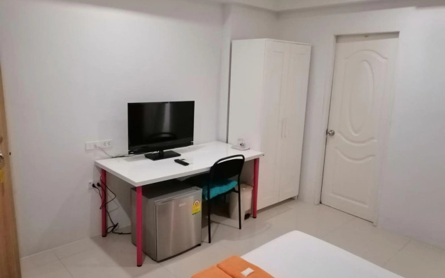 Alanda Hotel & Apartment