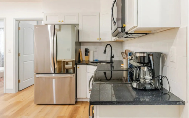 Cozy Stay near Fishtown & City Center