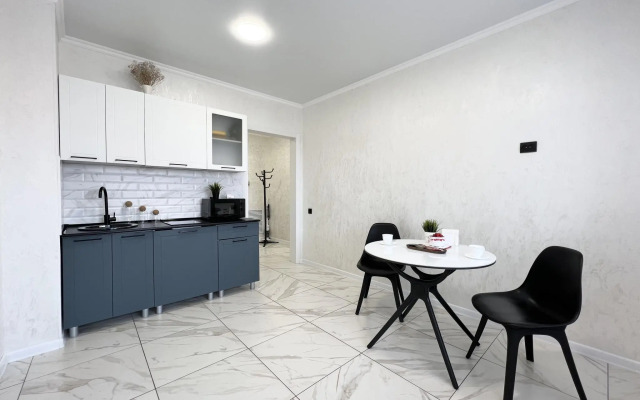 Live on 133 Baizakov Street