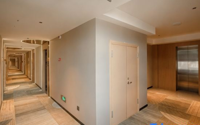 IU Hotel（4.0Ashishiquan Ancient Street Sakura Midfield Store)