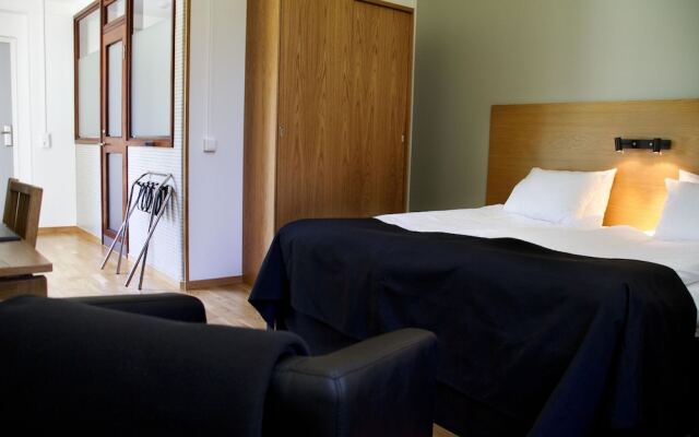 First Hotel Ett