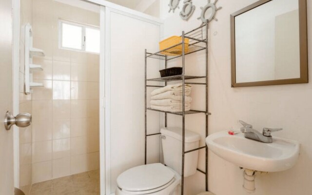 Departament & Pool and Parking Ariany