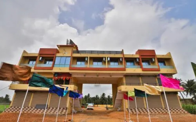 Somchandra Hotel By OYO Rooms