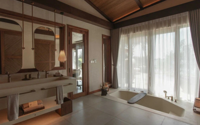 Namia River Retreat