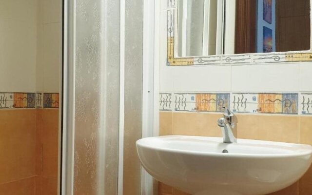 Hostal Puente Azud