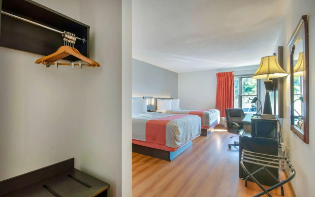 Motel 6 Walton, KY - Richwood - Cincinnati Airport South