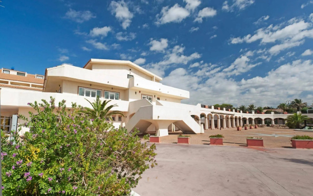 La Plage Resort