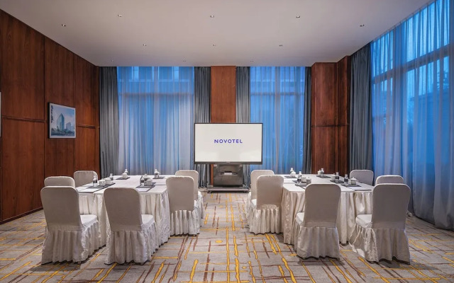 Novotel Shanghai Baoshan Jiusi