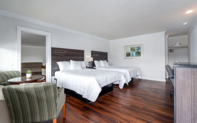 Crewe Boutique Inn