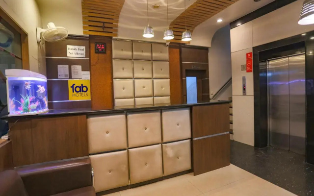 OYO 1552 Hotel Midland
