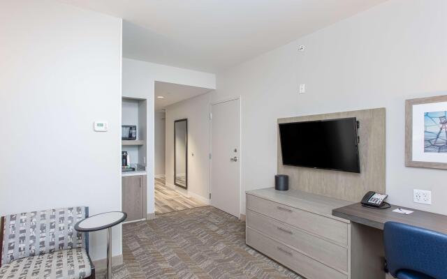 Best Western Premier The Tides
