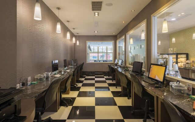 Kindness Hotel Houyi Jiuru