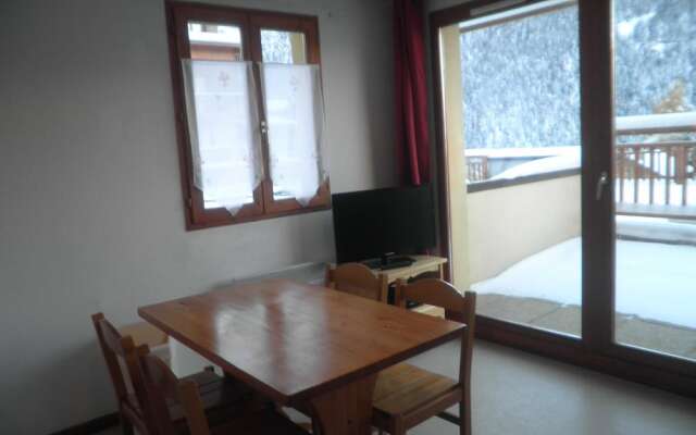 Lou Services Apartment G02 LSI 001