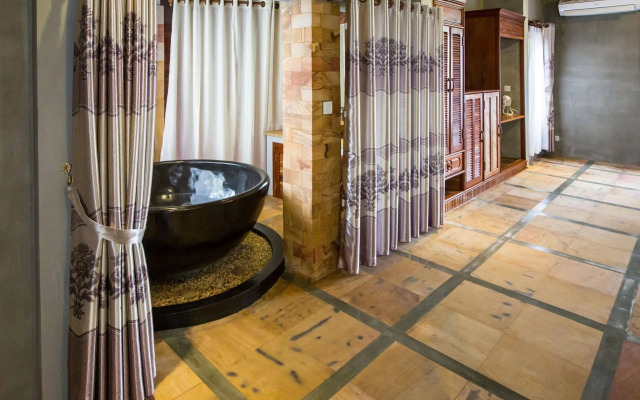 Model Residence and Spa