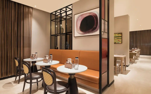 Ibis Mumbai Bkc