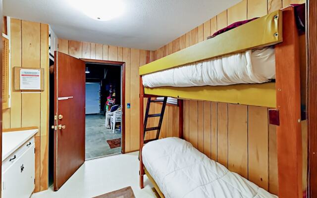 4612 SW Pacific Coast Hwy Home