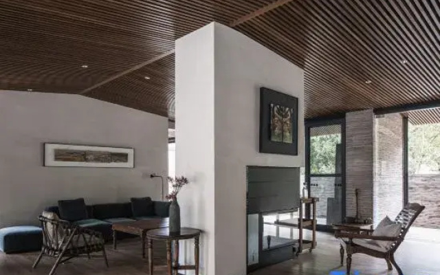 Hillside Retreat