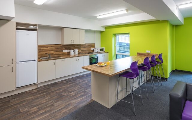 Luxury Rooms & Studios in Newcastle