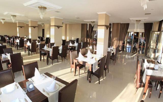 Vista Azur Hotel